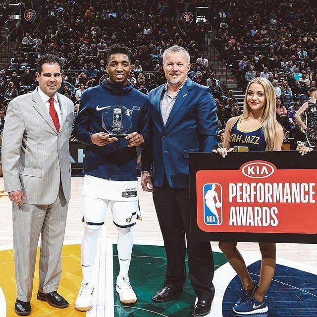 体育局主办 体育局主办