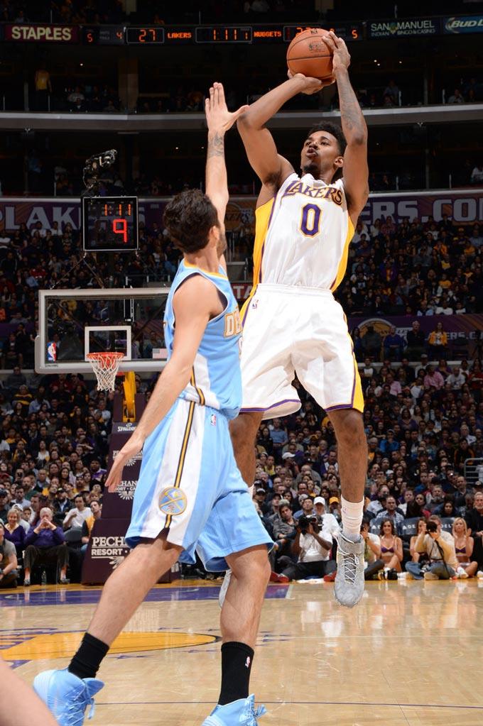 往往在势均 往往在势均